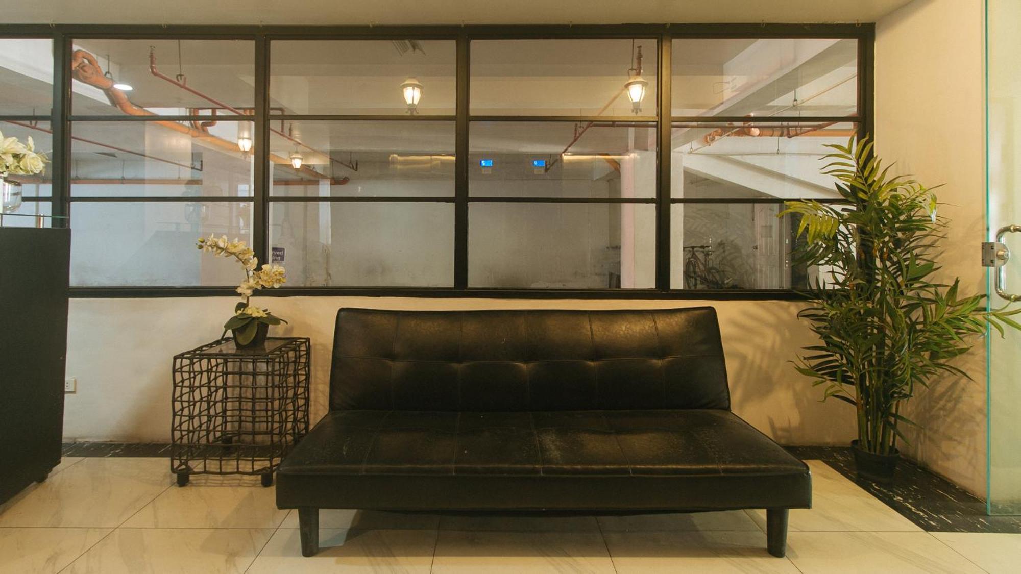 59 Xavierville By Reddoorz Cubao Bagian luar foto